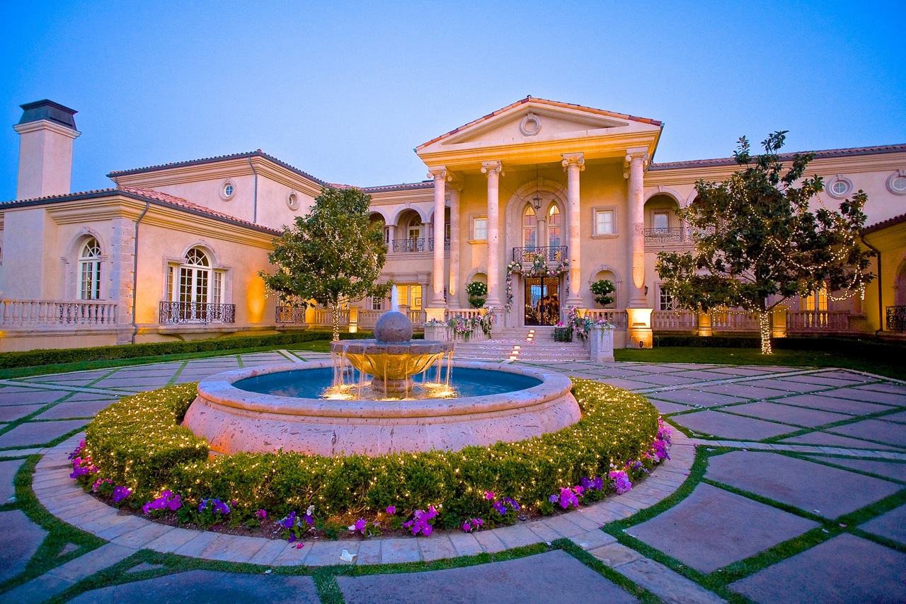 Italian Luxury Villa In Southern California, Once Lived In By Adam